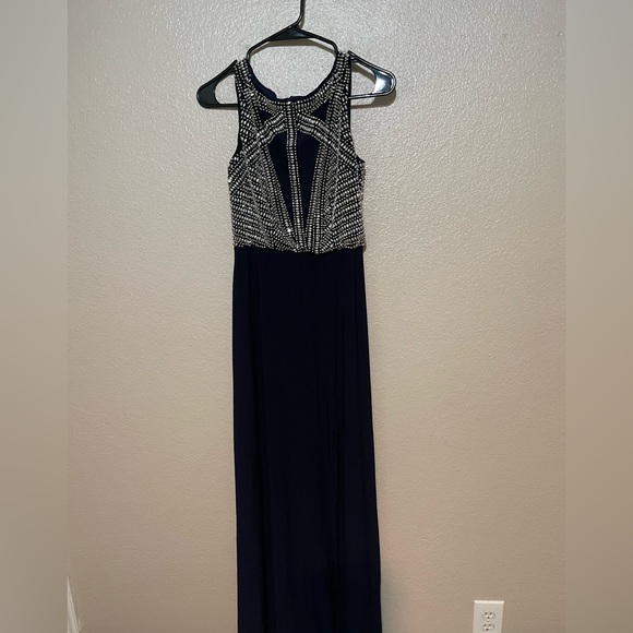 Elegant Black and Silver Women's Dress - Picture 1 of 4
